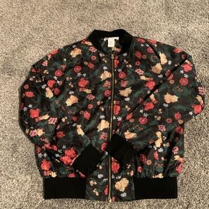 flowered zip up jacket-never worn